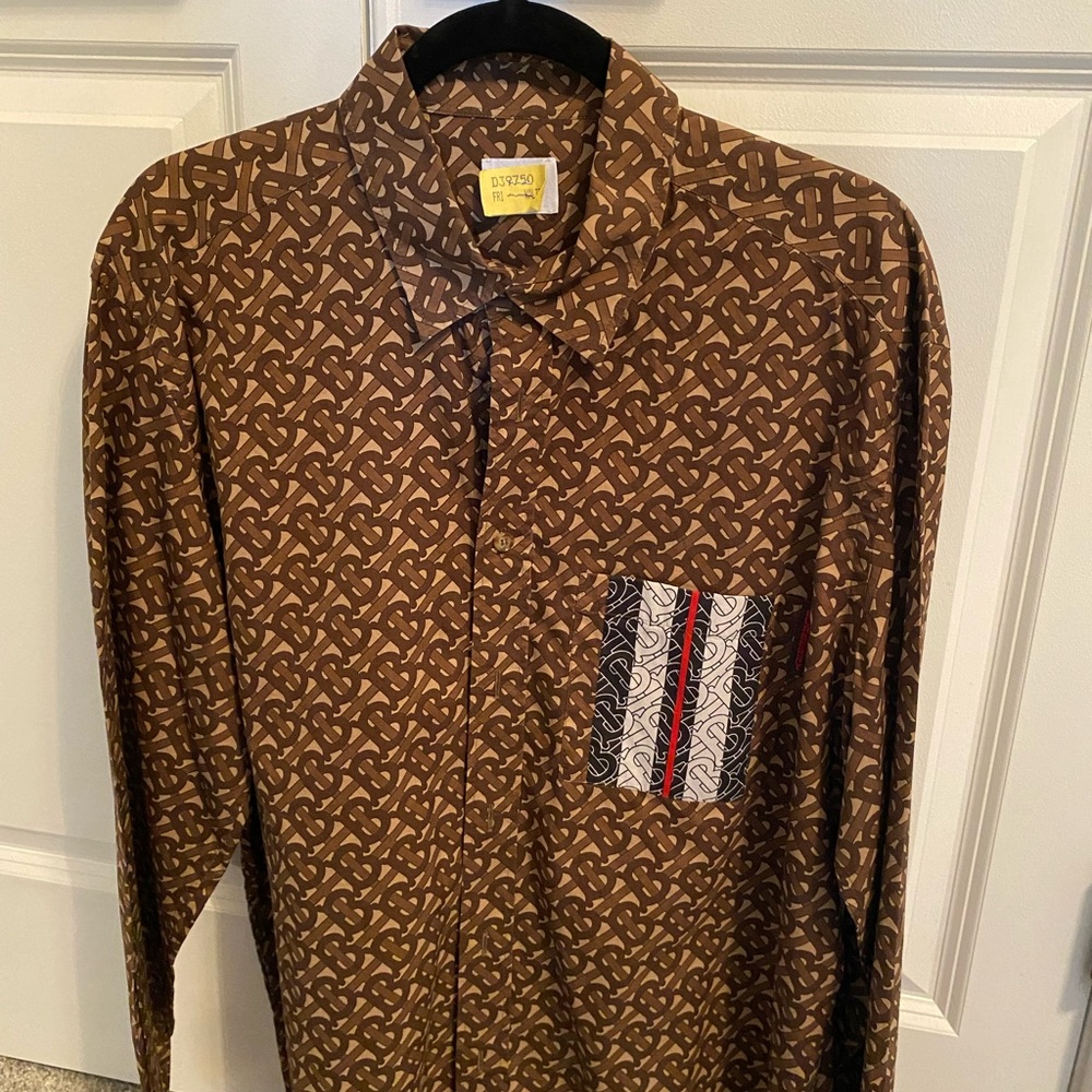 Gently used authentic Burberry shirt
